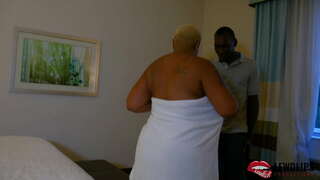 ���हिला Onyxx झवणे तिच्या मालिश थेरपिस्ट